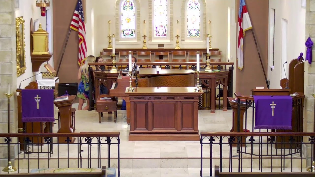 Rite II Eucharist with Music, 11:00AM Traditional Service