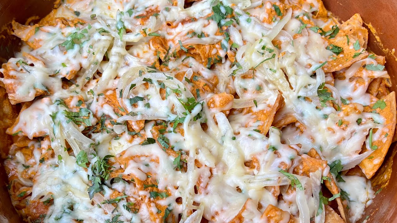 RECETA DE CHILAQUILES NUNCA ANTES VISTA. EL SECRETO ESTÁ EN LA SALSA / CHILAQUILES / DESAYUNO