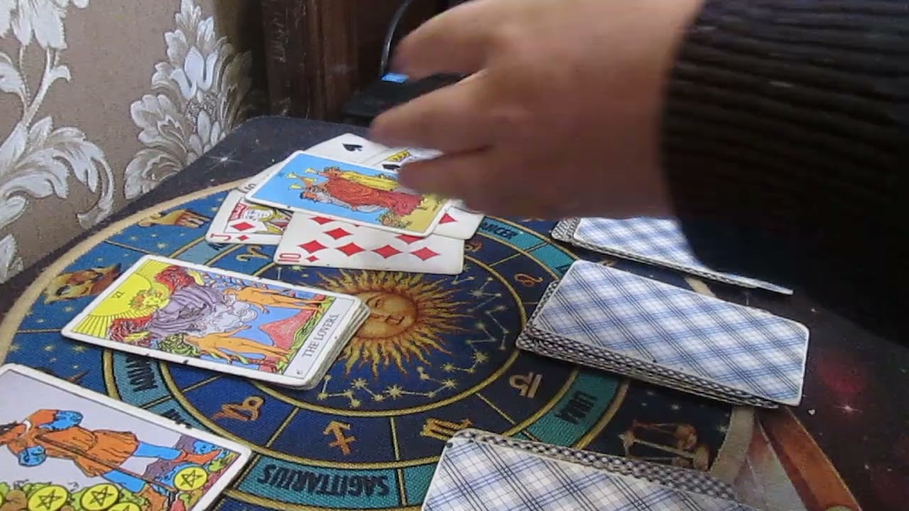 Червовые дамы !Ваши события с 2 по 8 Марта! Ждите предложения от человека с дороги!
