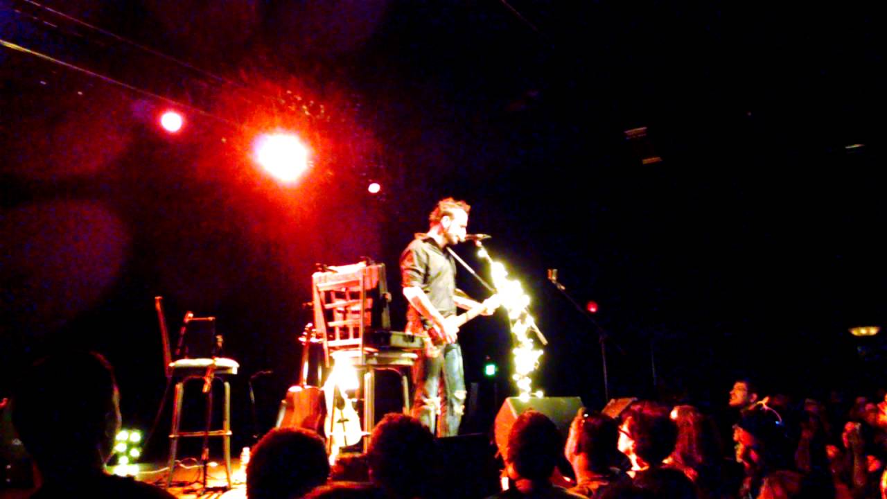 Adam Gontier Rocking to Dying Slowly - Live from The Rave in Milwaukee on 06-17-16