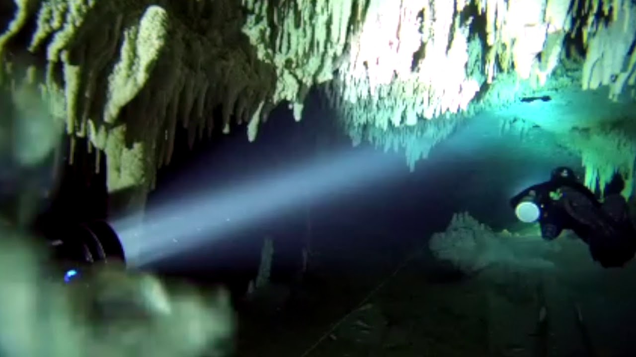 Mexico cave diving, systema Nohoch Nah Chich, Petra Sobotka, HP Hartmann and Ute Welcker