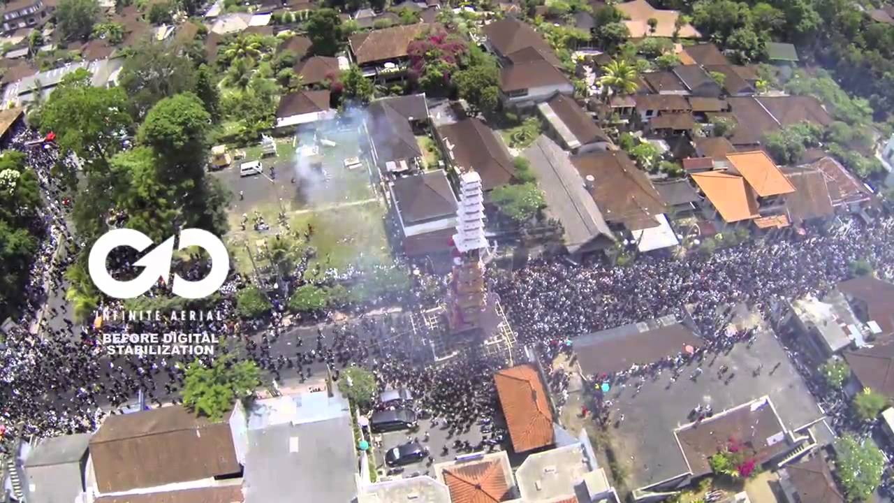 Ngaben Puri (Royal Cremation) Ubud from the sky - 2013