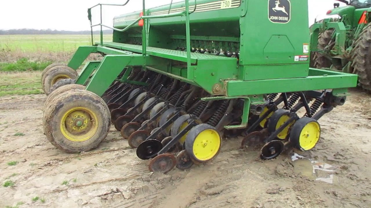 John Deere 750 Grain Drill