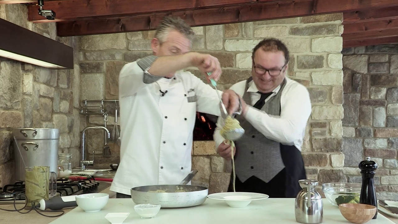 PASTA E BROCCOLETTI - Video Ricetta - Grigio Chef