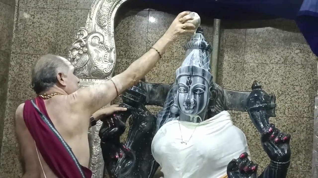 12.7.24  శుక్రవారం సందర్బంగా మన దేవి ఆశ్రమం లో అమ్మవారికి అభిషేకం