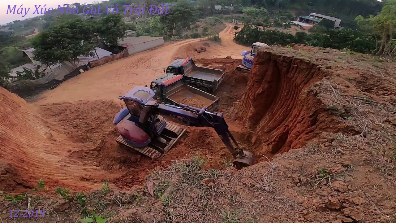 Cách Đứng Bệ Máy Xúc Xúc Đất Lên Xe Ô Tô Hợp Lý  Máy Xúc Nhỏ Gọt Vỏ Trái Đất