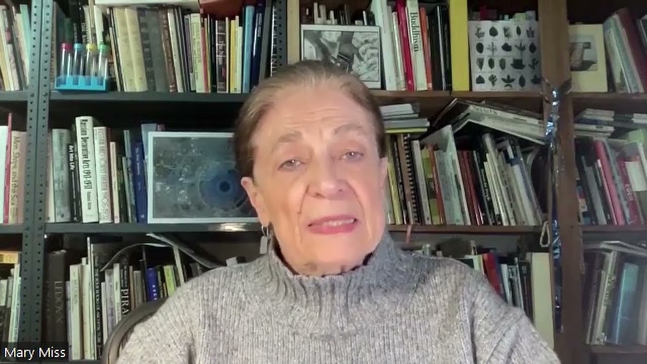 Художница Мэри Мисс о решении Художественного центра Де-Мойна снести её самую значительную инстал...