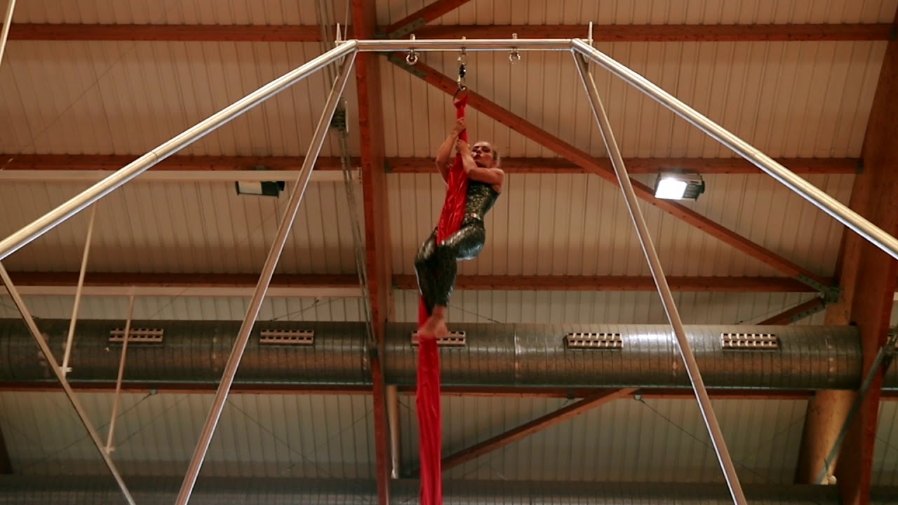 Aerial Silks Serena Cannale Posa Aerial World Championship 2019