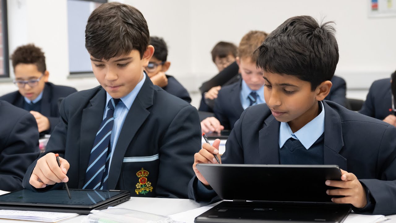 Queen Elizabeth's School's Digital Strategy - Microsoft Accelerate and Demonstrate - December 2023