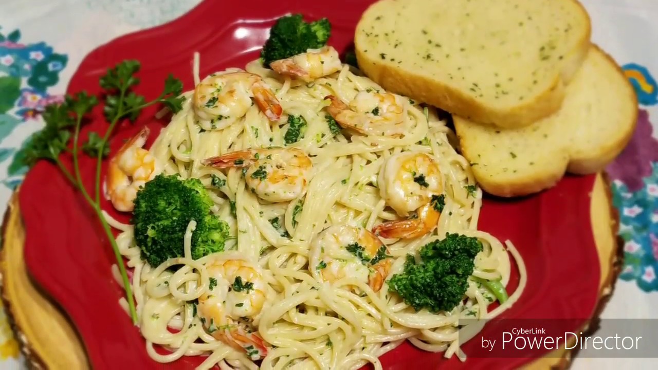SPAGHETTI CON CAMARONES Y BRÓCOLI