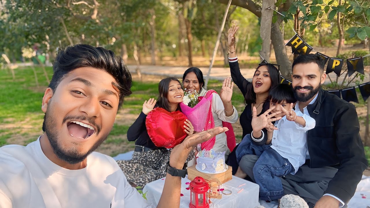 DAY 165 - Anniversary Day Special￼￼ 🥳 
