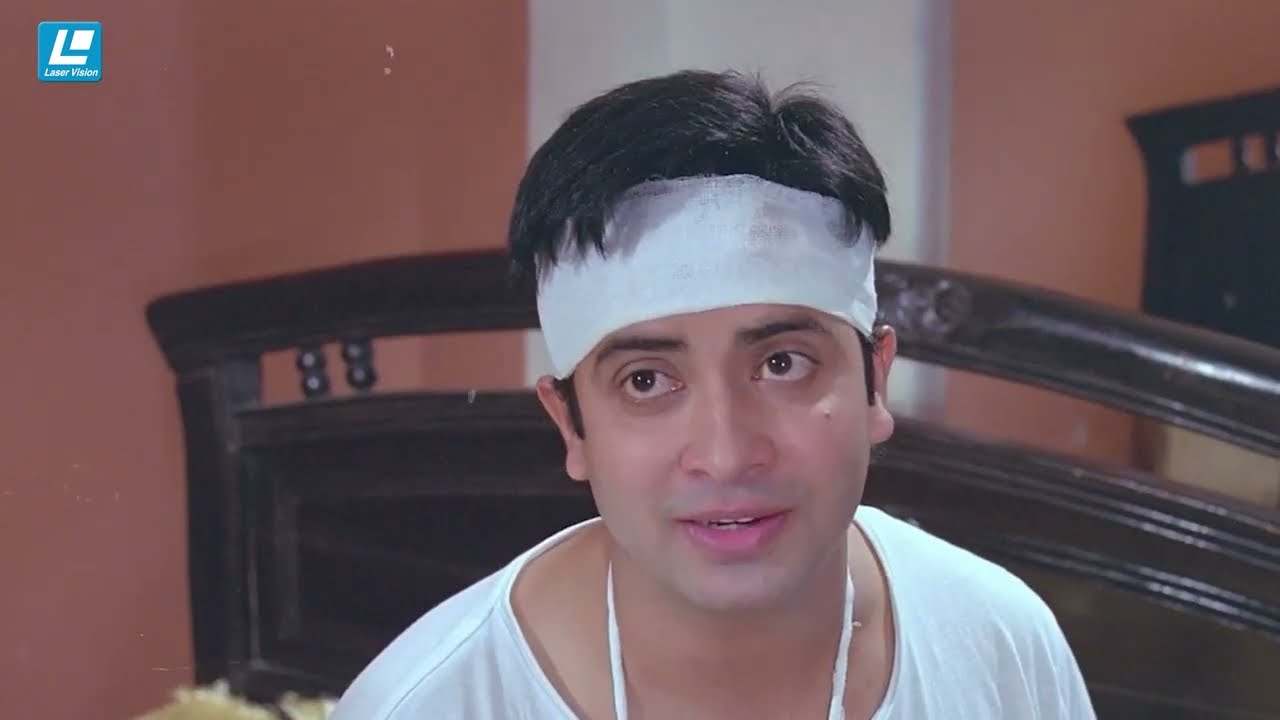 মা যখন মেয়ের বয়ফ্রেন্ডের সামনে নিজেকে মেয়ের বান্ধবী বলে পরিচয় দেয়