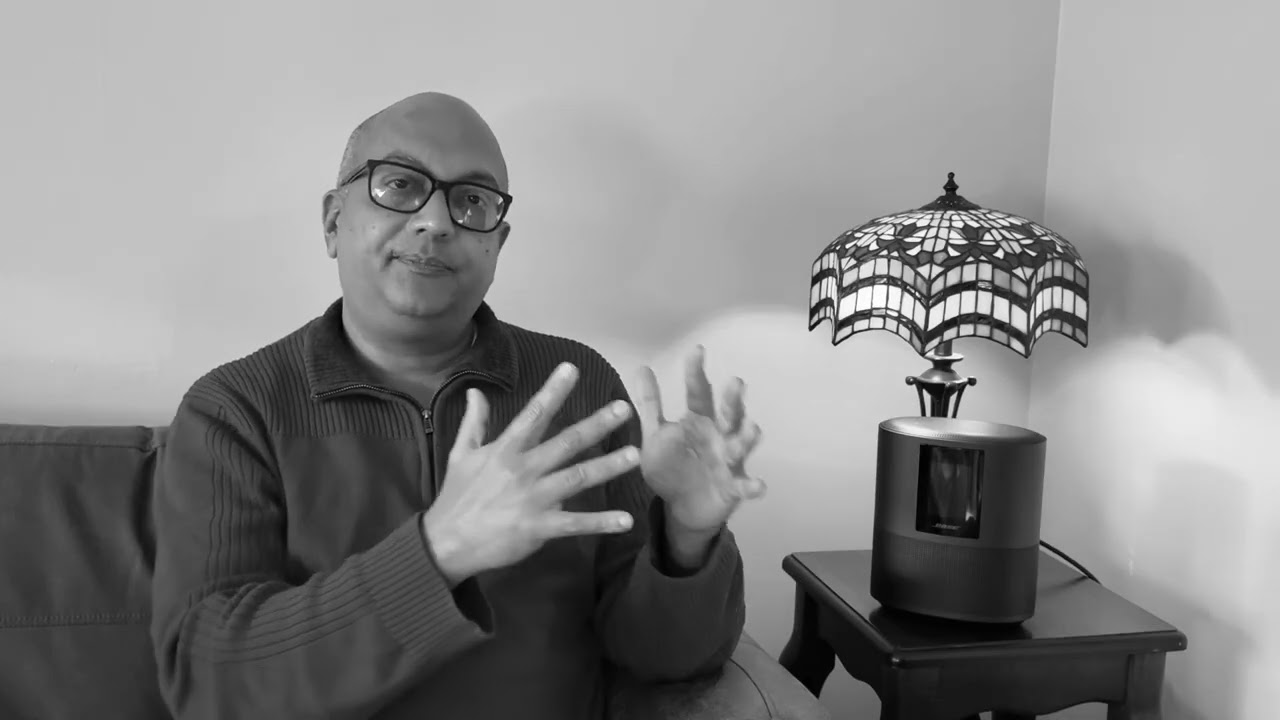 එනවා - නානවා - යනවා : රැකියා විරහිත උපාධිධාරීන්ට මගෙන් වචනයක්.  A message to unemployed graduates