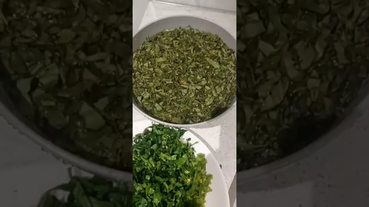 How to make vegetable soup with dry afang and spinach.