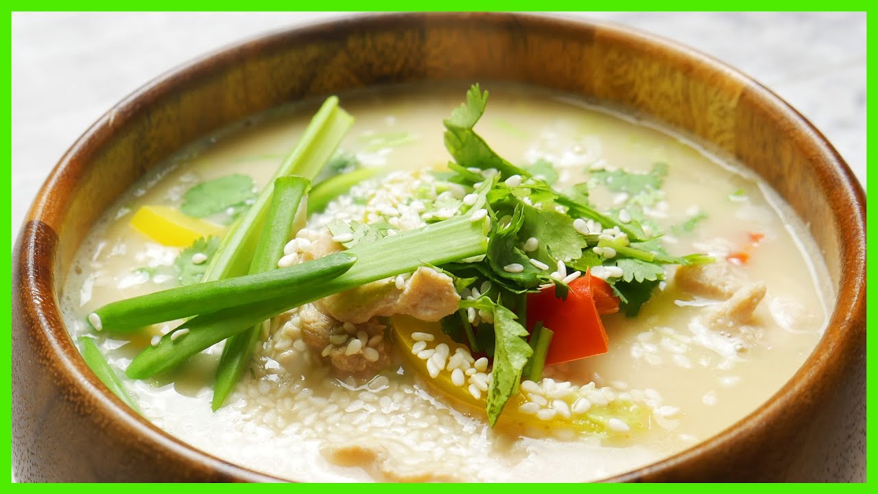 Verlockend Leckere Thail&auml;ndische Suppe mit Gem&uuml;se, Kokos und H&uuml;hnchen!