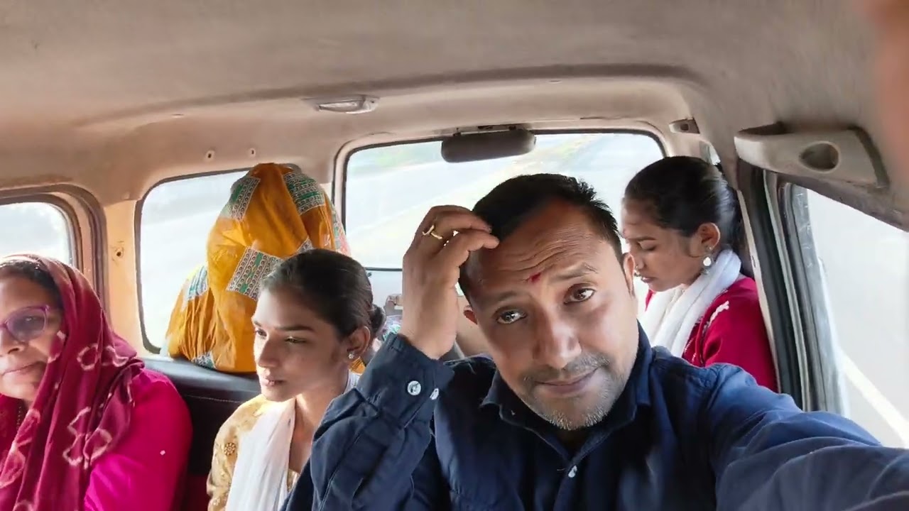Gunjan and gurmanshu gujrat travel 