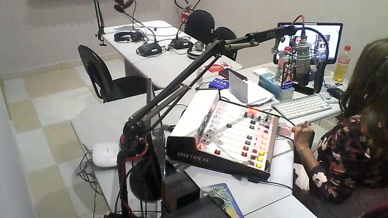 VÂNIA ROHA UNIVERSO MUSICL