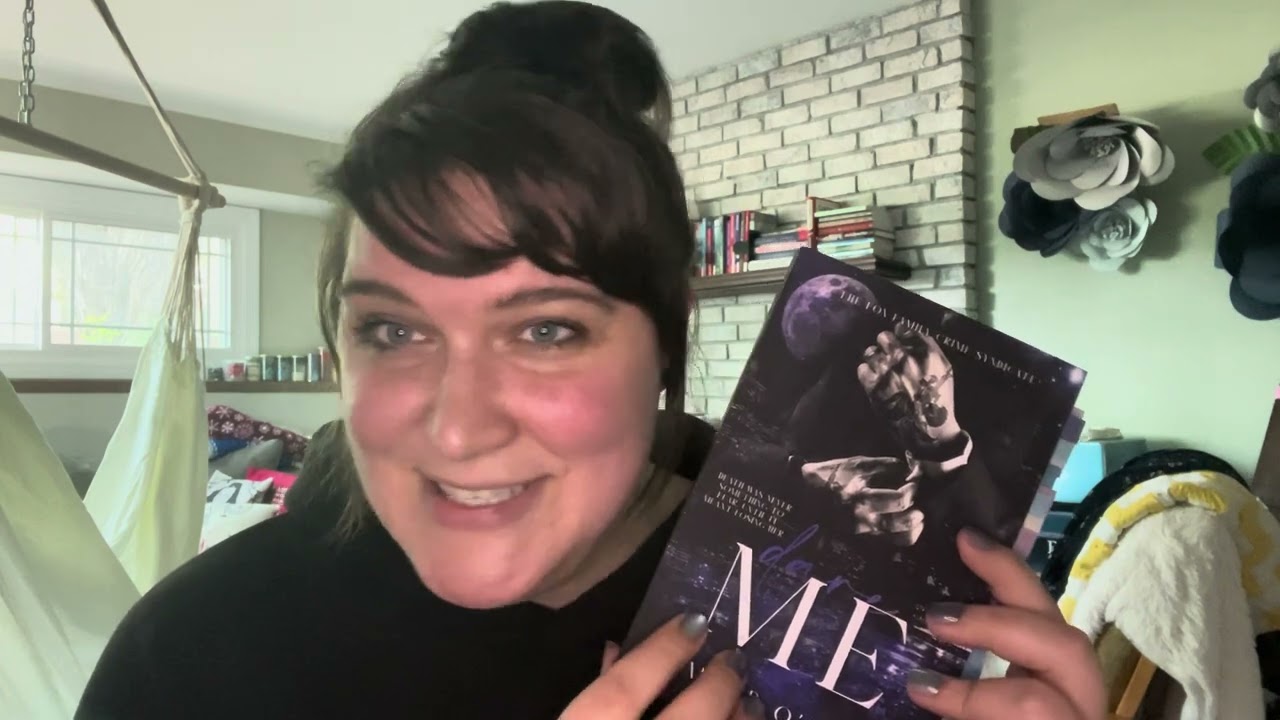 Tabbing Tuesday ASMR: the Fox Family Crime Syndicate by Summer O&rsquo;Toole