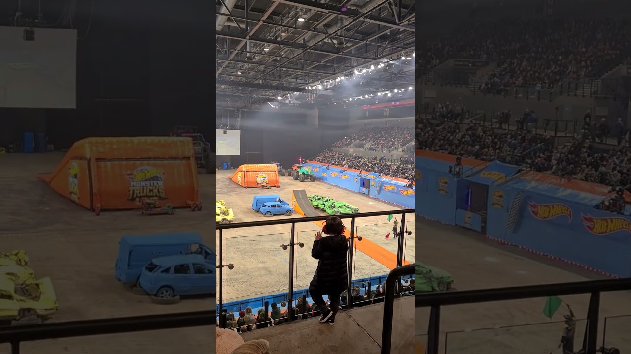 Hotwheels Monster Trucks Live * Glow Party @ Liverpool M&S Bank Arena ** Motorbikes Stunts** extras