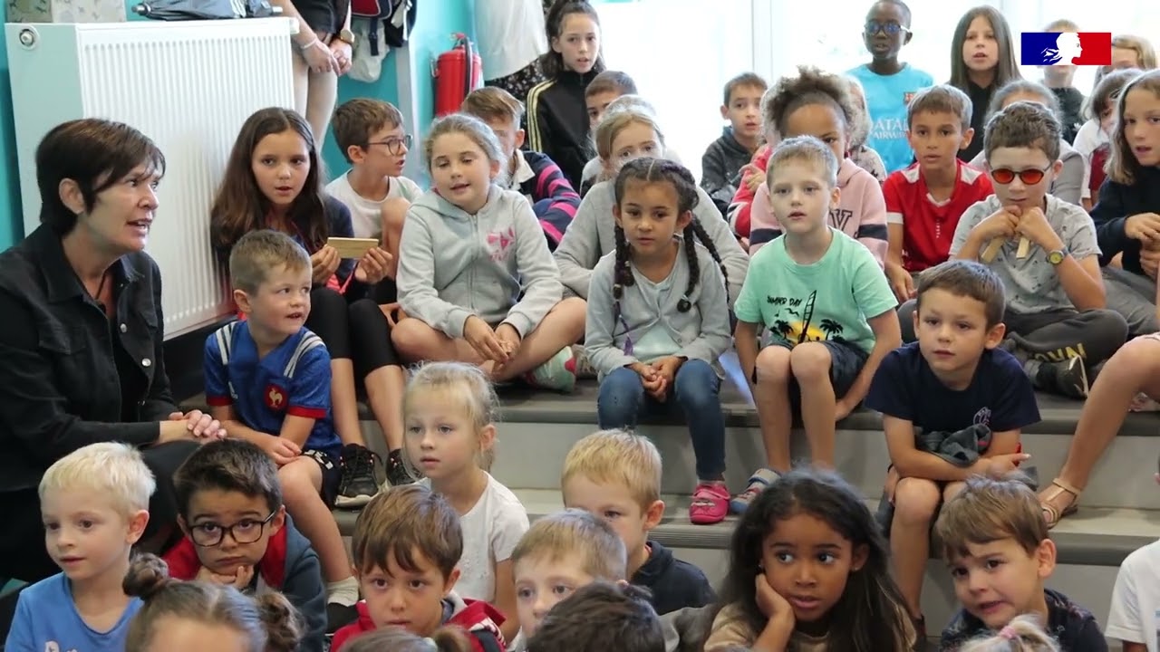 On a mangé le Soleil [Céphaz] Interprétée par la Chorale de l'école Charmeil