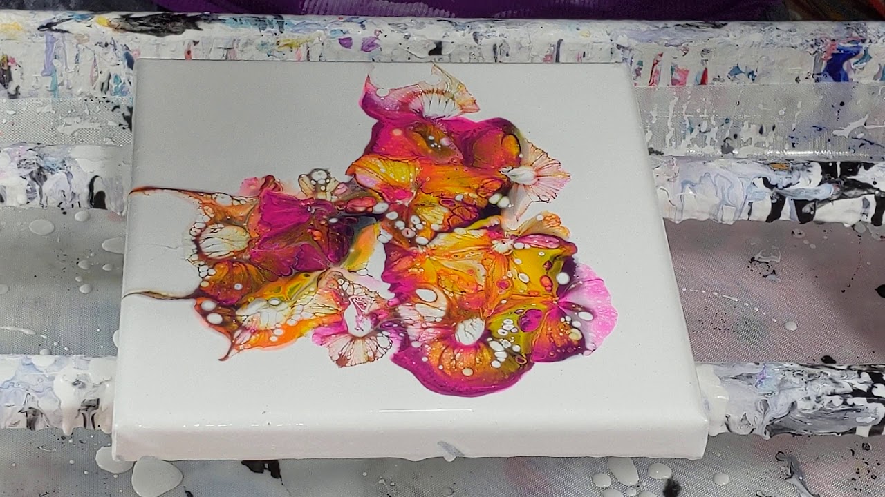 (684) Beautiful hammer smash bright colors