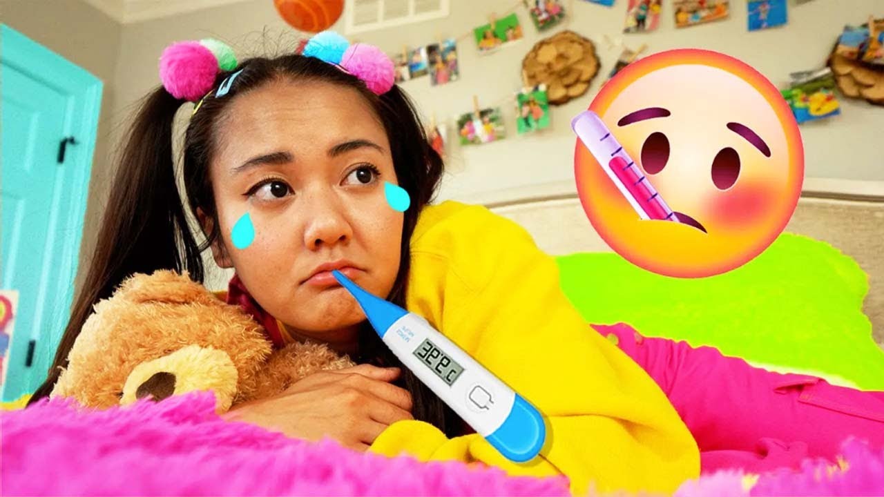 Ellie and Jimmy Get Chickenpox! | Ellie Sparkles Show