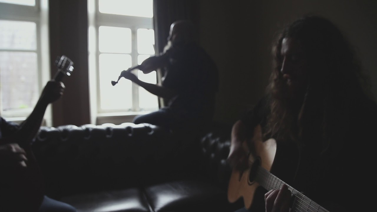 cua - She Has Me