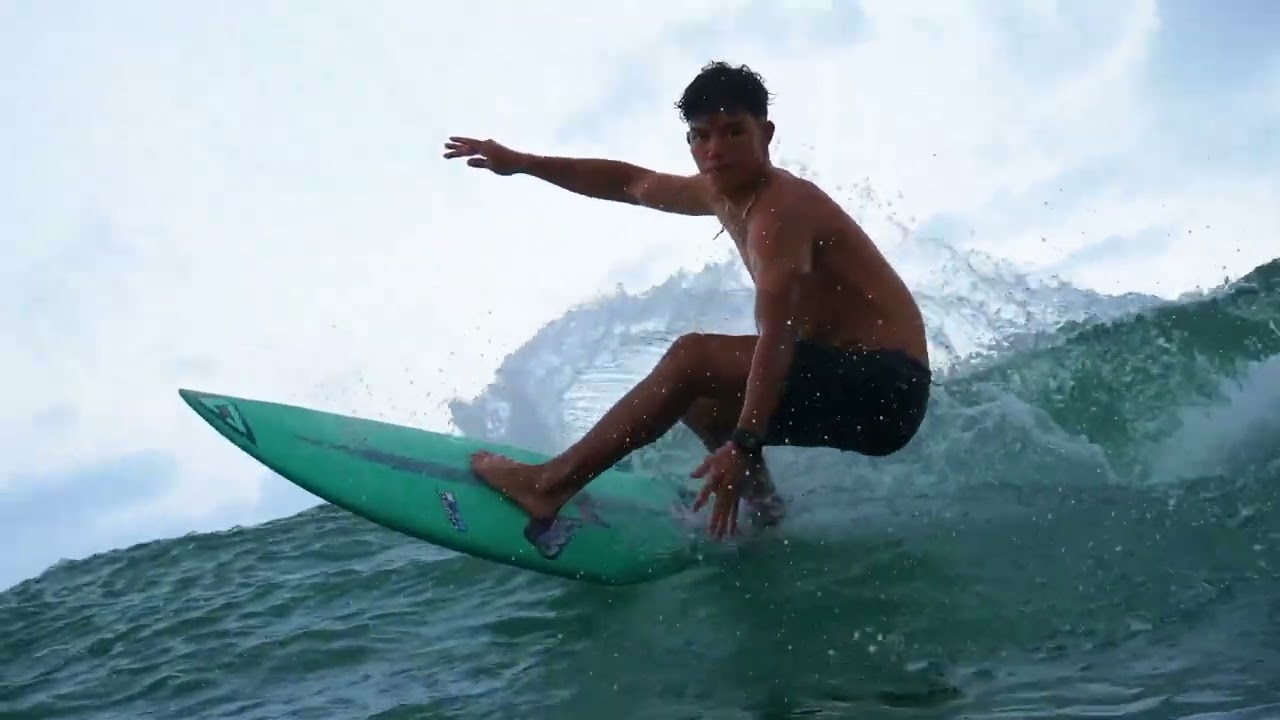 Free surfing en Santa Catalina desde el agua (21/4/23)