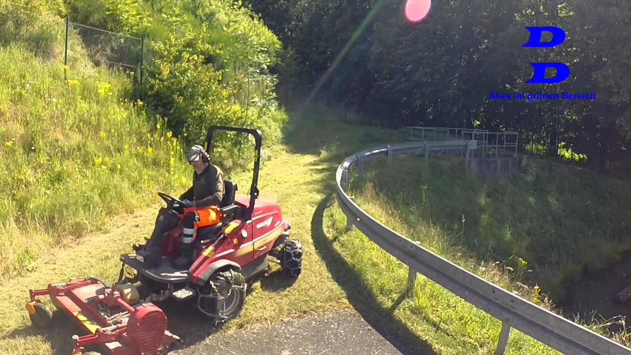 Landschaftspflege mit Shibaura CM314 und Stihl Freischneider FS460