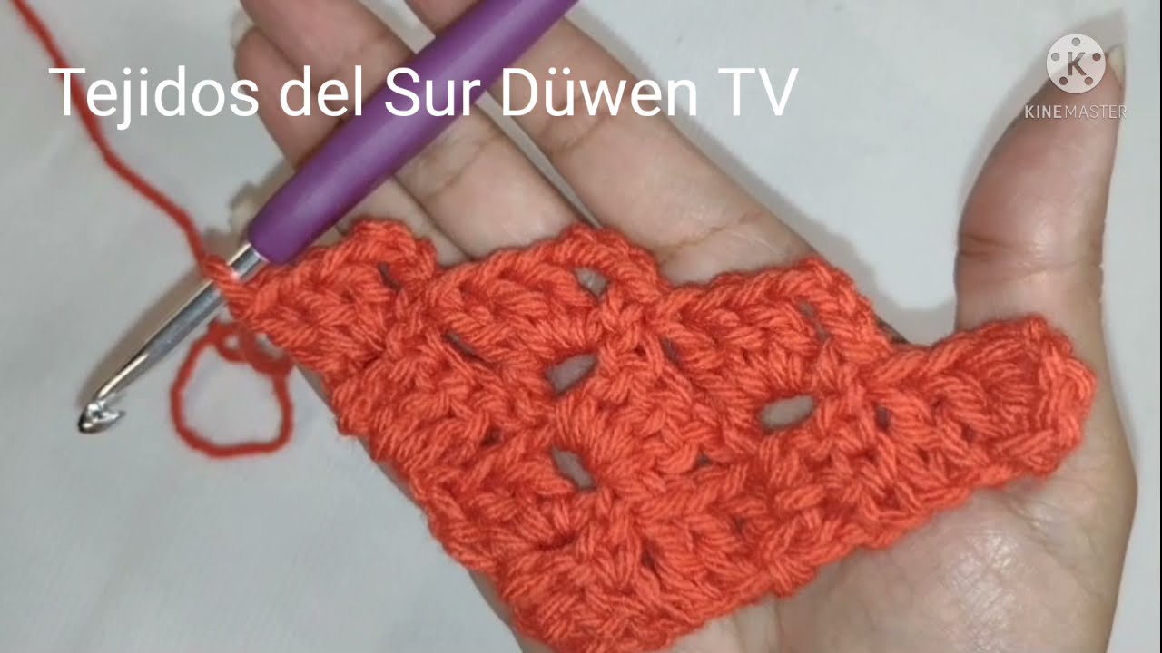 Chal triangular al crochet. Fácil.