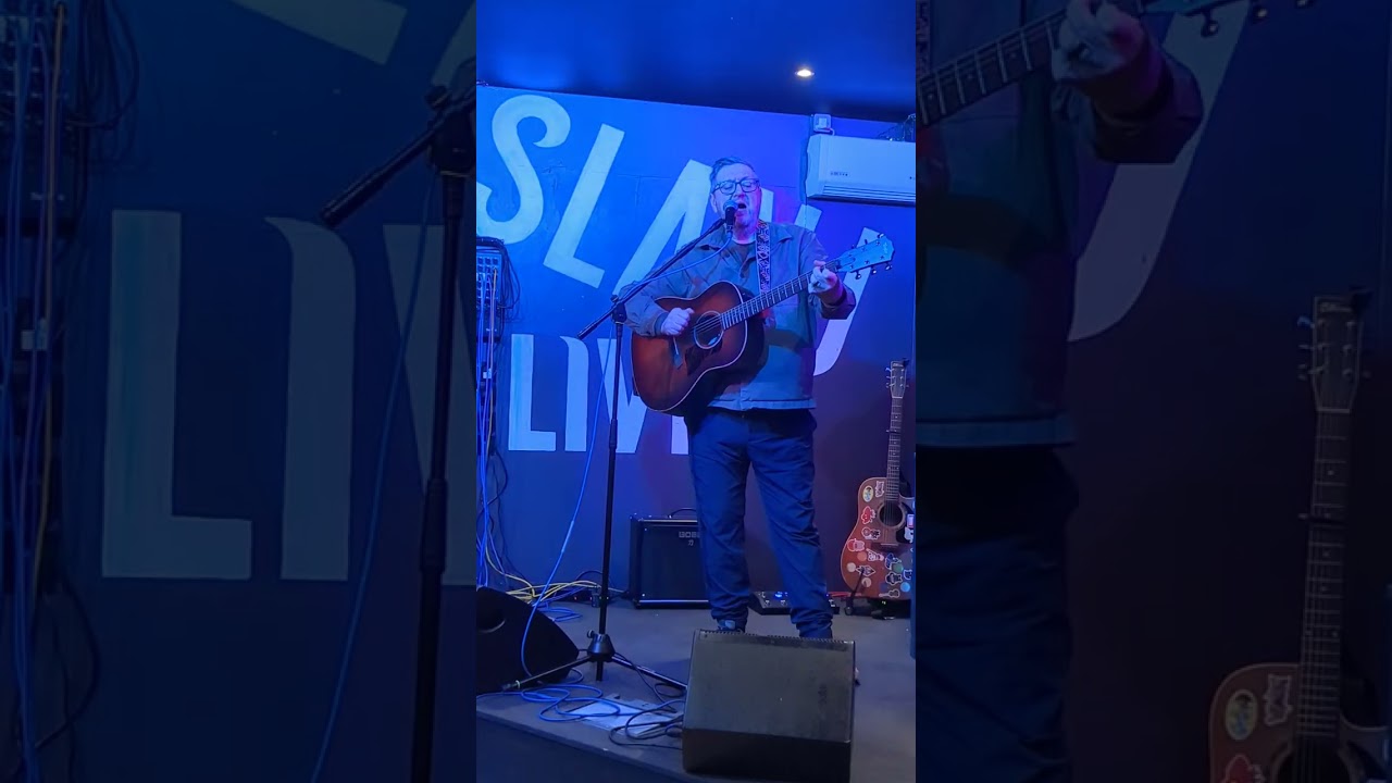 Dougie Bendall SlanJ - A - Va Stirling Open Mic Sunday 25th January 2026 .No Returns 
