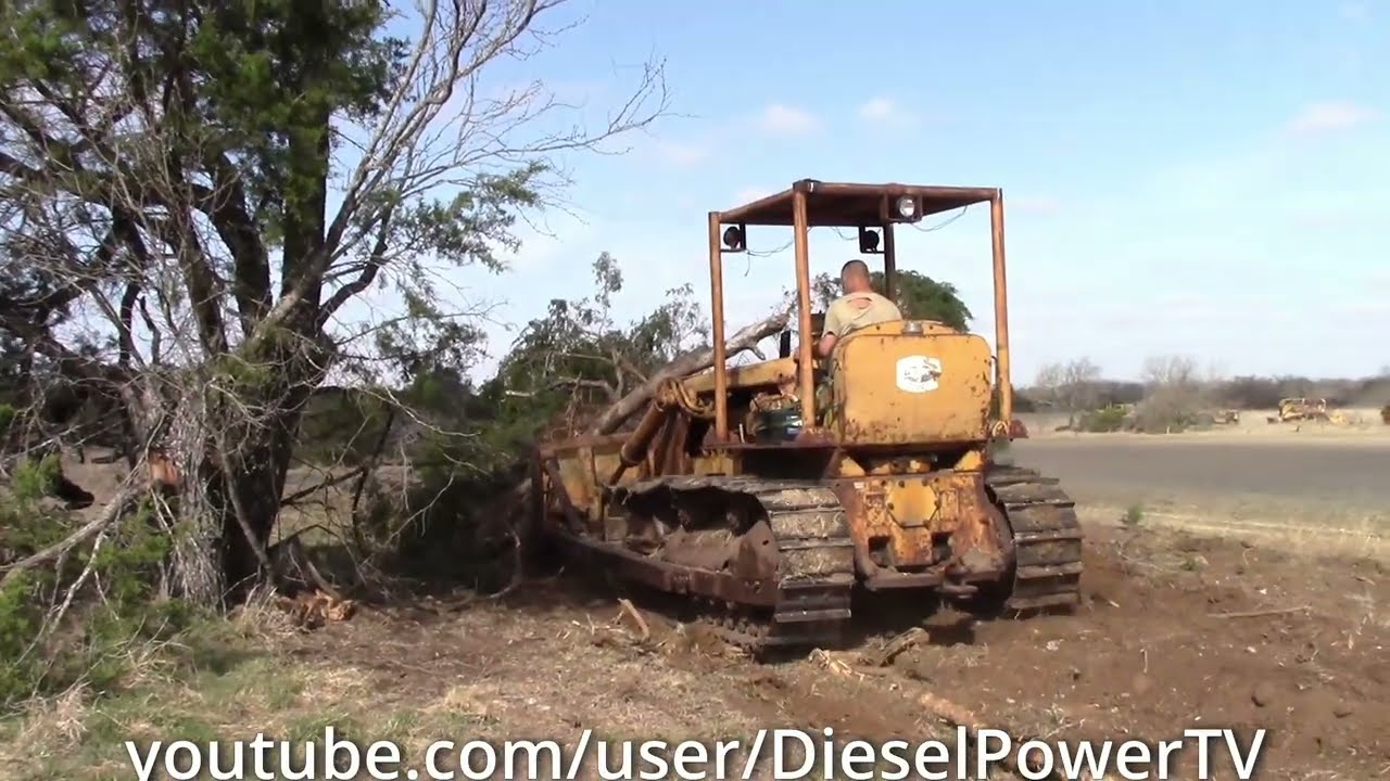 Caterpillar 9UD6 Clearing Fence Row!!!