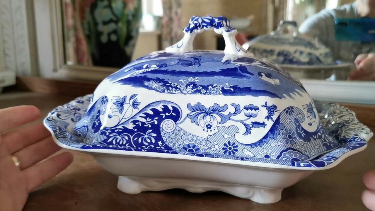 Spode Italian Blue and White China Lidded Tureen