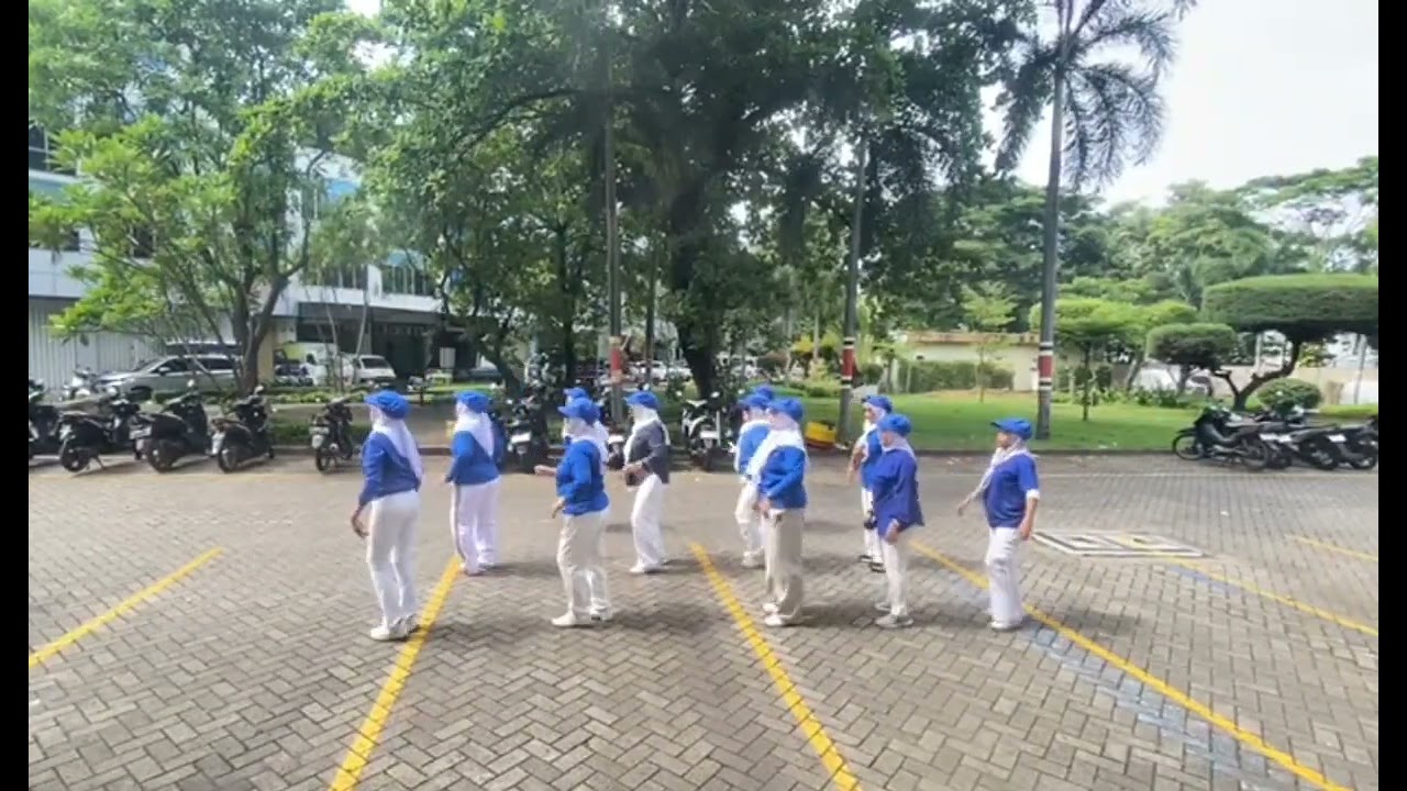 Bukalah Kacamatamu Line Dance #Choreo by Adelaine Ade / Demo by SiskaLD 💃