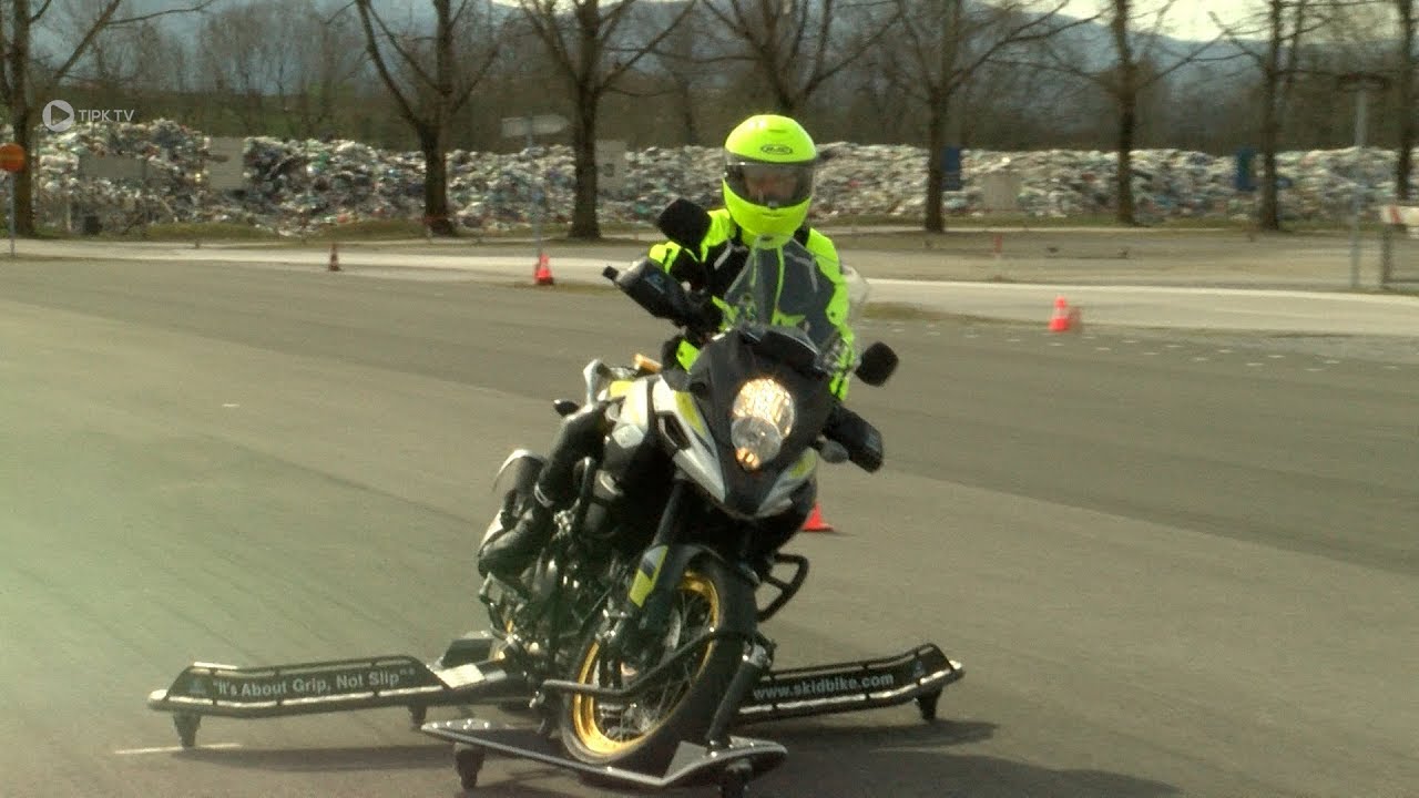 Tudi med motoristi večino nesreč povzroči prevelika hitrost