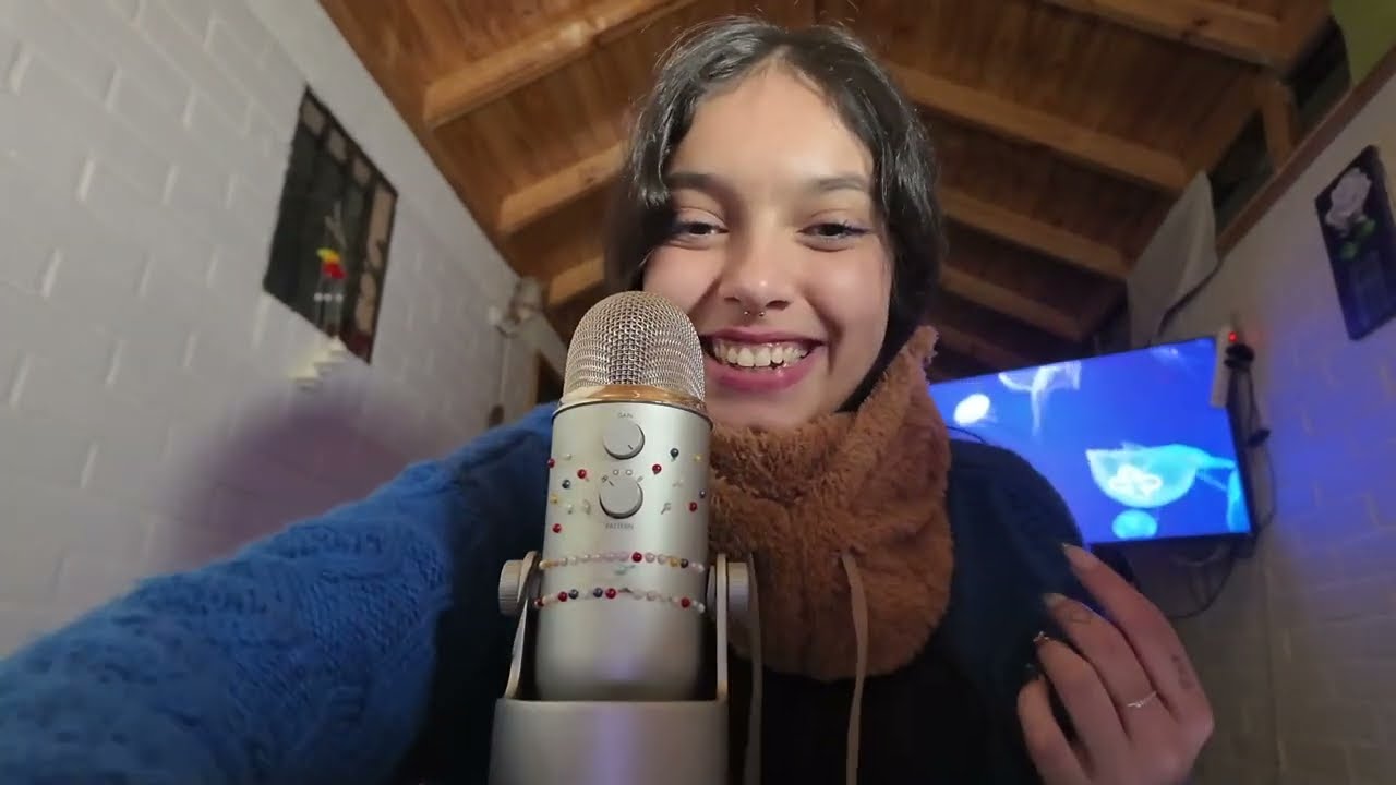 ASMR CLICKING TONGUE 👅| HOLA ANDY|VISUAL Triggers Relaxing| SOFIWI