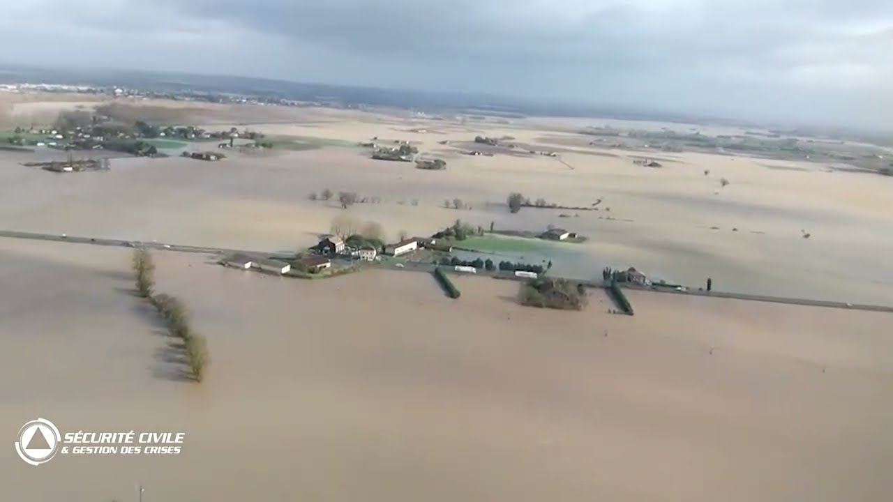 Floods submerge farmlands in southwest France