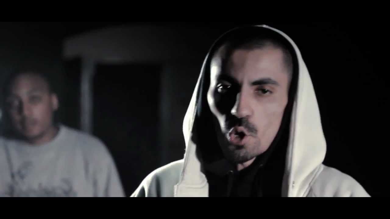 10Vers - Ecoute (Directed by Liltone Morris).