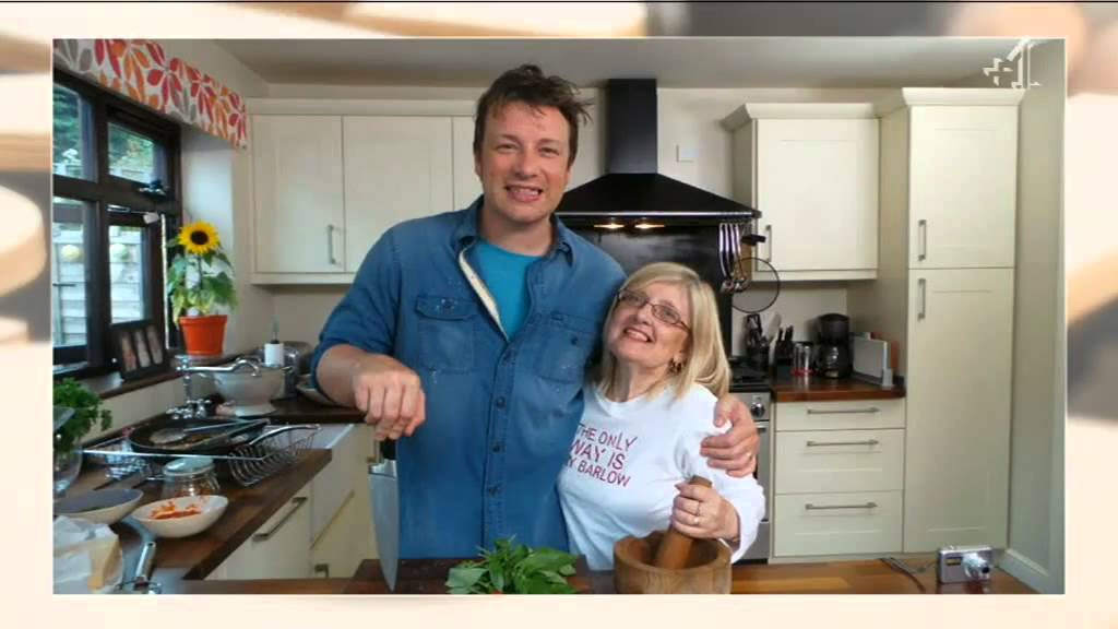 Vic and Bob on Sunday Brunch: Monkeys and Moustaches