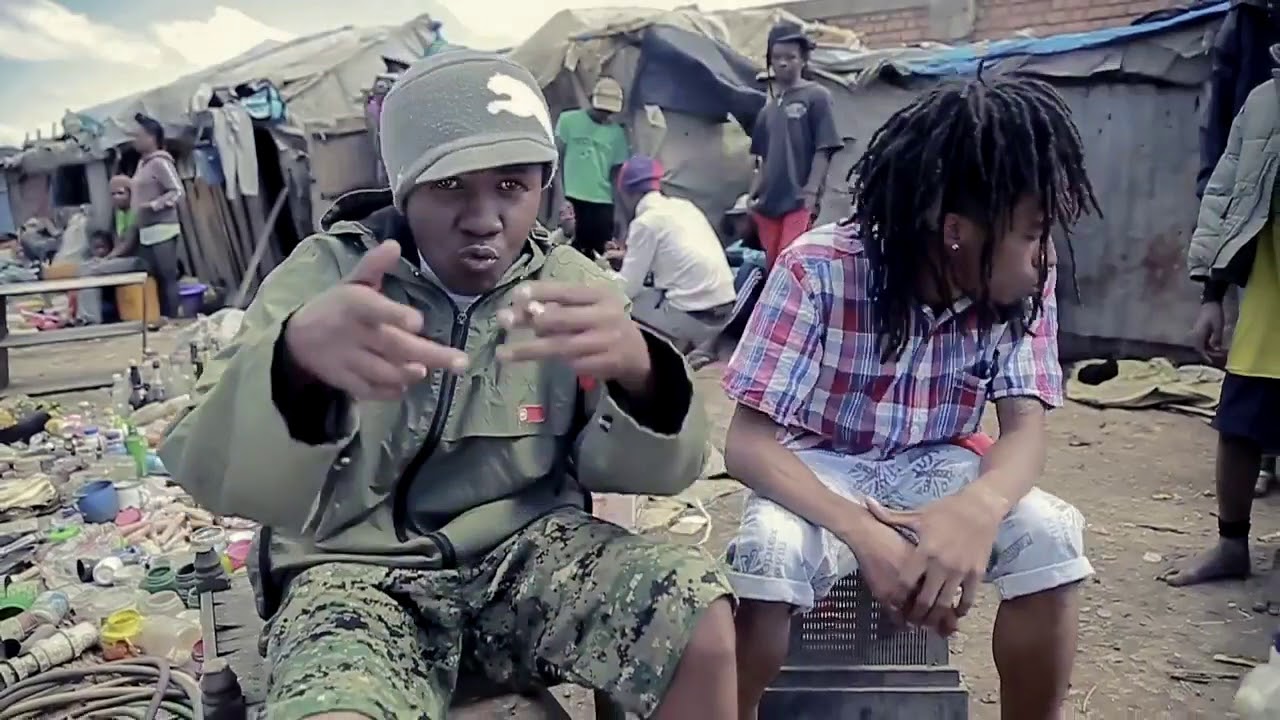 BANDAEM KİPİKİLAHY  Rasta Rebel