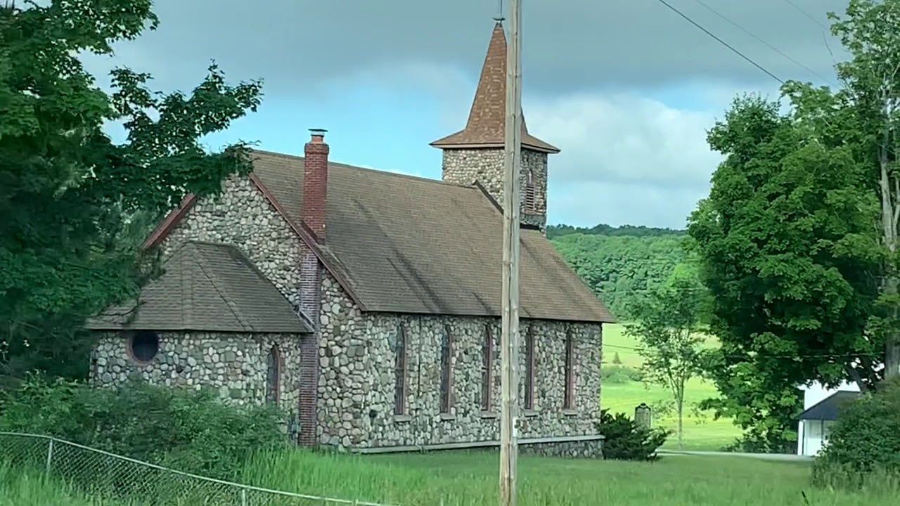 Beautiful Drive from Gaylord,MI to Charlevoix, MI