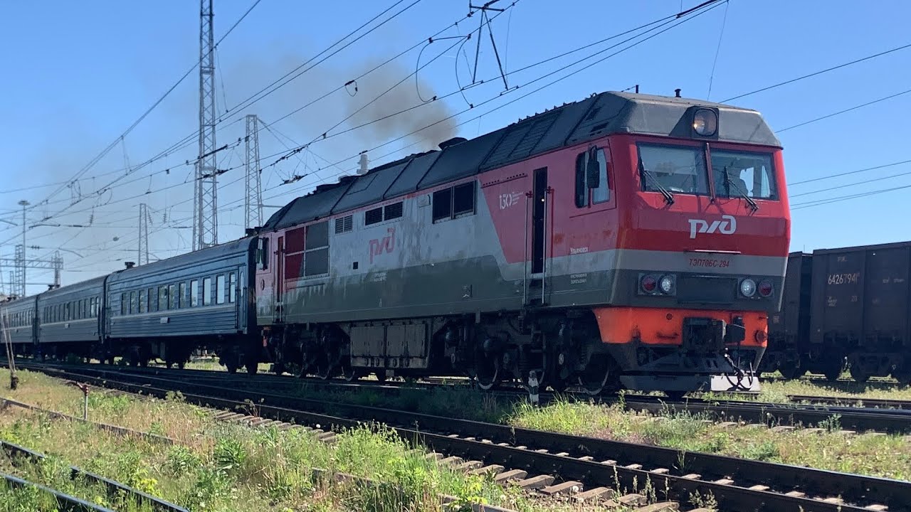Тепловоз ТЭП70БС-294 с поездом №318 Москва - Бишкек