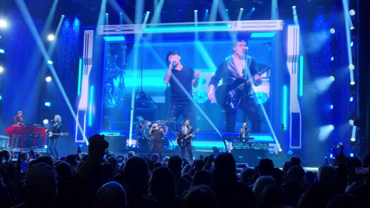 Journey - Separate Ways (Worlds Apart) February 14, 2023 - Lexington, KY - Rupp Arena
