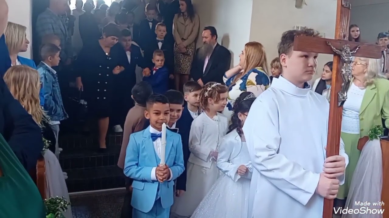 Klimčova Lenka prvé sväté prijímanie 25.5. 2025🫶🙏🫶