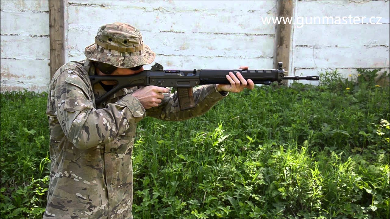Stgw 90 shooting