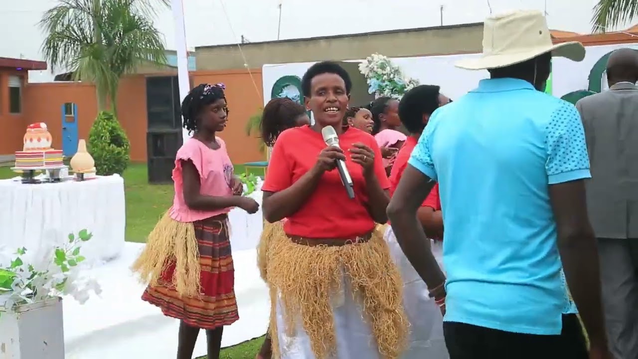 BRENDAH'S KUHINGIRA TO DANCUN 1