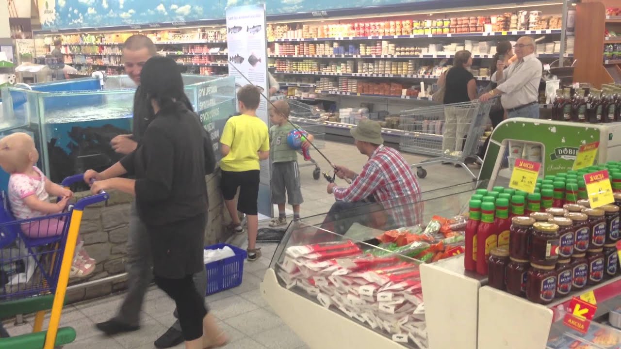 Žuvies gaudymas Akropolyje