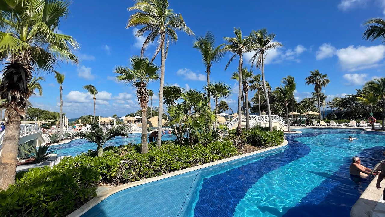 Stay at Bahia Principe Luxury Akumal, January 2025