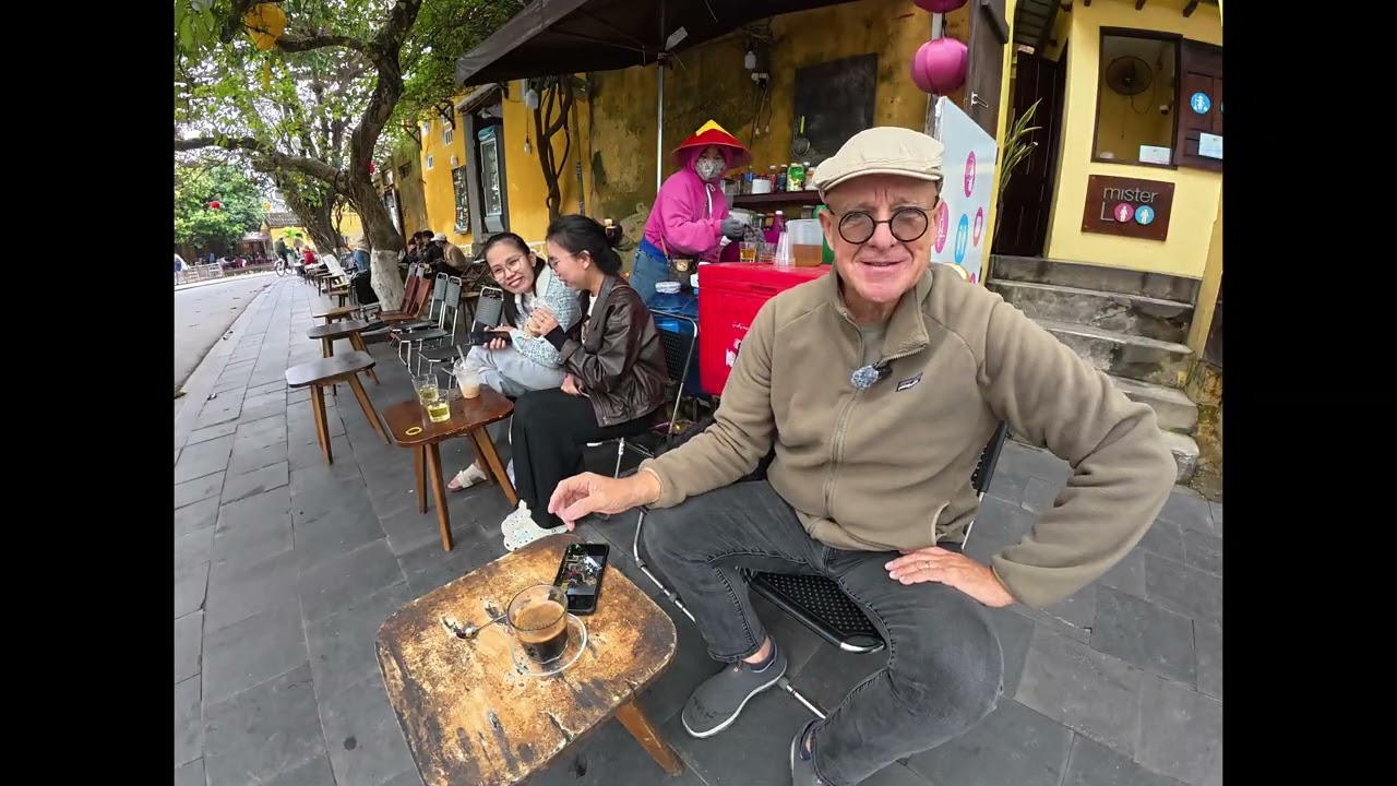 Motorbiking Vietnam 43: strutting around Hội An ancient town…