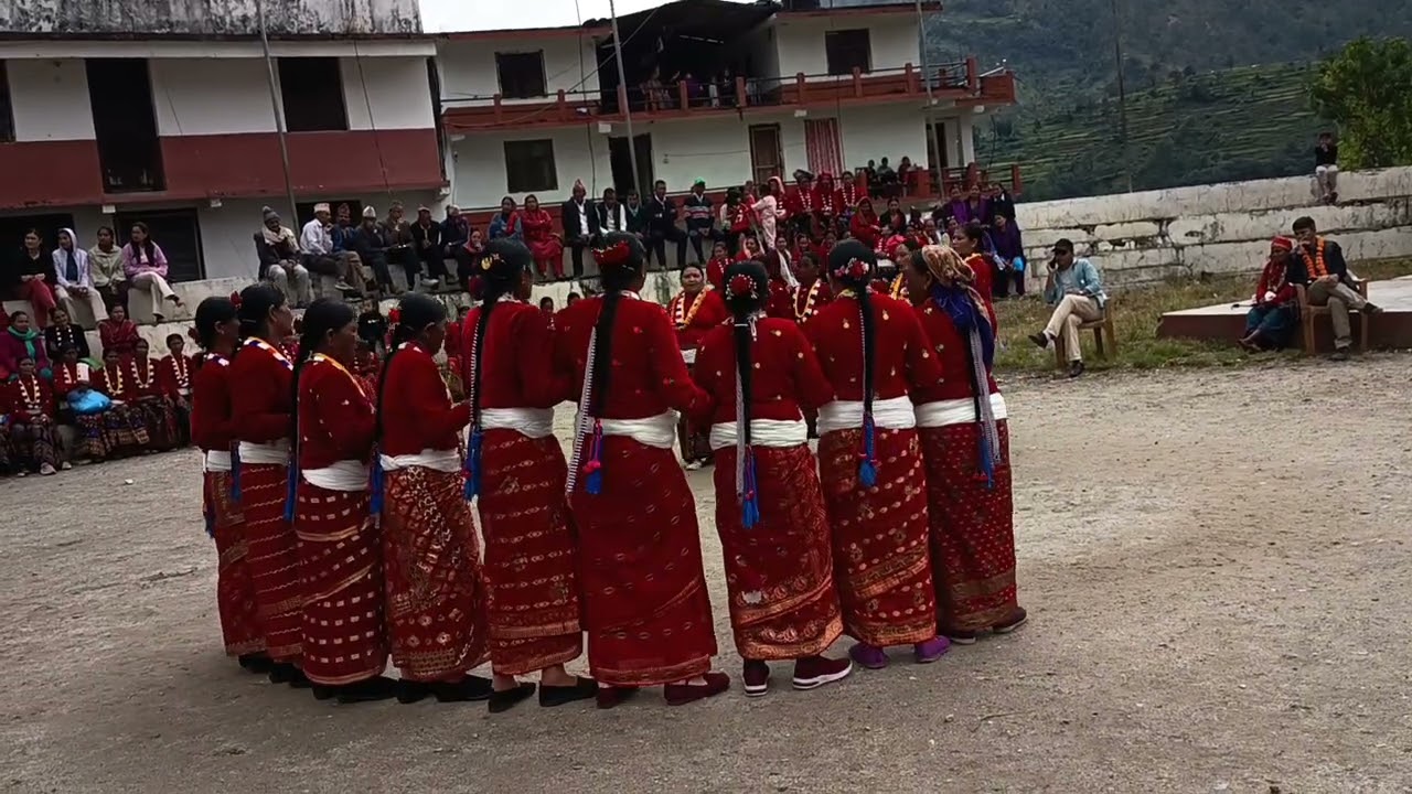 बाजुरा जिल्ला मार्तडि मा देउडा खेल खेल्दै कस्तो लाग्यो प्रक्रिया दिनु होला र मेरो youtube channel ❤️